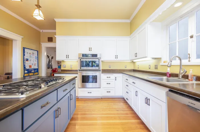 Bay Area kitchen refinish
